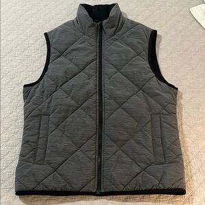 Like NEW w/o tags Banana Republic Gray Quilted Reversible Vest